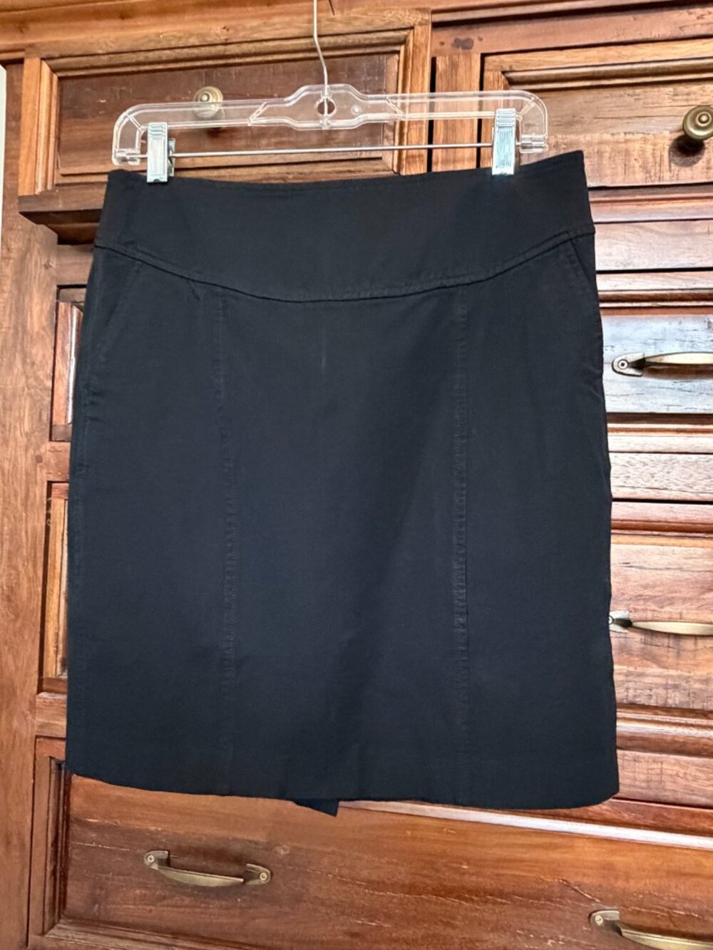 BANANA REPUBLIC Black Stretch Pencil Skirt, Work Skirt, Great Condition, size 10